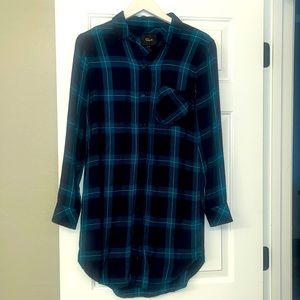 Adorable RAILS XS green & black plaid shirt dress worn twice. Soft and stylish!